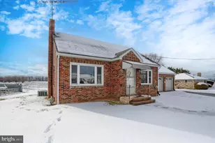 678 Littlestown Rd, Littlestown, PA 17340 - Photo 2