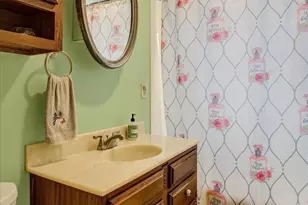 371 Maple Ave, Hanover, PA 17331 - Photo 14