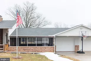 695 Kohler School Rd, New Oxford, PA 17350 - Photo 18