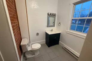 223 N Queen St, Abbottstown, PA 17301 - Photo 8