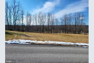 25 S Orchard View Drive, Hanover, PA 17331 - Photo 2