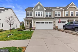 61 Boneset Dr, Gettysburg, PA 17325 - Photo 2