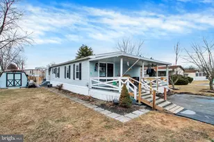 252 Lane Ave, Gettysburg, PA 17325 - Photo 1