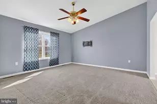 37 Pleasanton Dr, East Berlin, PA 17316 - Photo 4