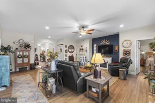 7 Stoners Cir, Littlestown, PA 17340 - Photo 10