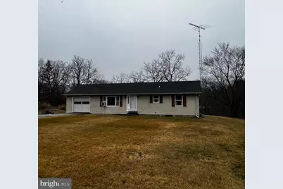 542 South Avenue, East Berlin, PA 17316 - Photo 1