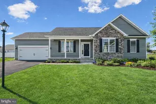 7 Chickadee Ct, Gettysburg, PA 17325 - Photo 1