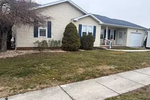 24 Ashfield Dr, Littlestown, PA 17340 - Photo 1