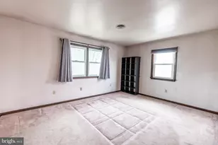 545 Hanover St, New Oxford, PA 17350 - Photo 18