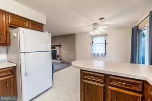 545 Hanover St, New Oxford, PA 17350 - Photo 14