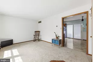 18 E Lakeview Dr, Littlestown, PA 17340 - Photo 6