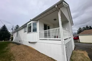 45 James Ave, Littlestown, PA 17340 - Photo 4