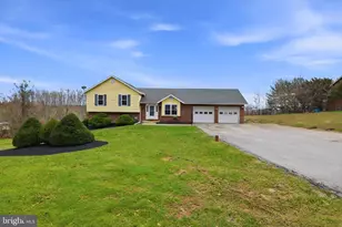 316 Mathias Rd, Littlestown, PA 17340 - Photo 2