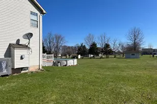 35 Fox Meadow Dr, Abbottstown, PA 17301 - Photo 6