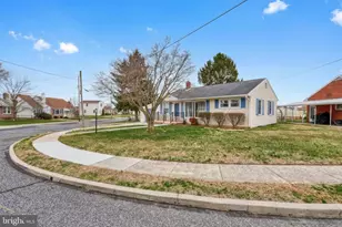 30 Lincoln Dr, Hanover, PA 17331 - Photo 6