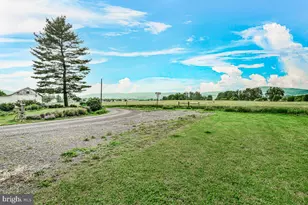 201 E Main St, Fairfield, PA 17320 - Photo 40