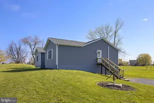 599 Hilltown Rd, Gettysburg, PA 17325 - Photo 2