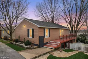 15 Schofield Dr, East Berlin, PA 17316 - Photo 1