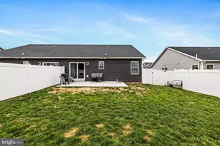 177 Skyview Cir, Hanover, PA 17331 - Photo 18