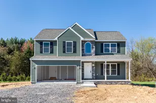 114 Maple St, Littlestown, PA 17340 - Photo 2