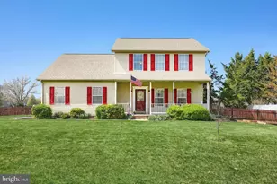 56 Preakness St, Hanover, PA 17331 - Photo 1