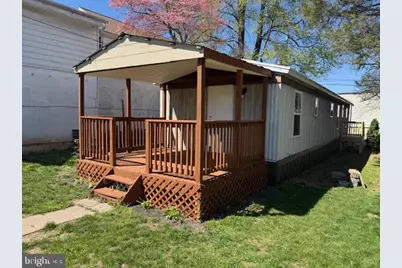1104 W Elm Avenue, Hanover, PA 17331 - Photo 2