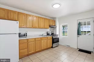 244 S Washington St, Gettysburg, PA 17325 - Photo 12