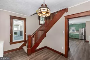 315 N Queen St, Littlestown, PA 17340 - Photo 2