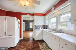 54 Patrick Ave, Littlestown, PA 17340 - Photo 10