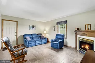 215 Villa Vista Ave, Hanover, PA 17331 - Photo 10