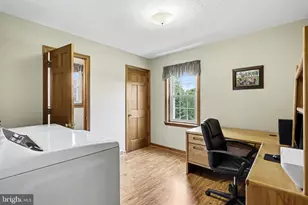 215 Villa Vista Ave, Hanover, PA 17331 - Photo 18