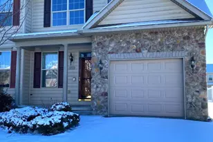 21 Birch Dr, Hanover, PA 17331 - Photo 2