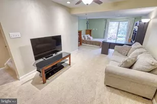 137 Maple Dr, Hanover, PA 17331 - Photo 32