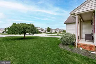 137 Maple Dr, Hanover, PA 17331 - Photo 6