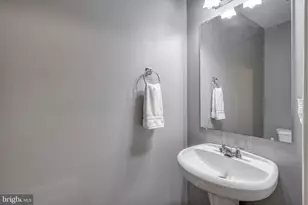 137 Maple Dr, Hanover, PA 17331 - Photo 22