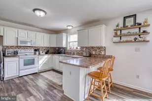 137 Maple Dr, Hanover, PA 17331 - Photo 18