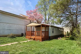 1104 W Elm Ave, Hanover, PA 17331 - Photo 20