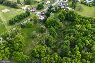 566 Hunterstown Rd, Gettysburg, PA 17325 - Photo 16