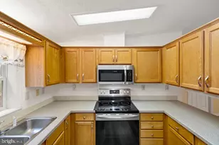 602 Pine Tree Ln, Abbottstown, PA 17301 - Photo 8