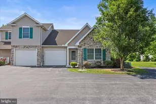 5 Oxen Ln, New Oxford, PA 17350 - Photo 1