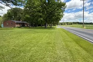 890 Stoney Point Rd, East Berlin, PA 17316 - Photo 2