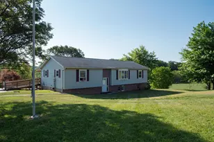 267 Old Westminster Rd, Hanover, PA 17331 - Photo 2