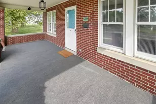 579 E King St, Littlestown, PA 17340 - Photo 4