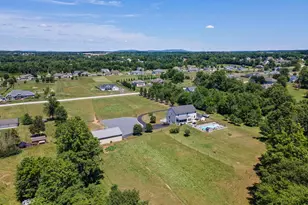 75 St Johns Rd W, Littlestown, PA 17340 - Photo 4