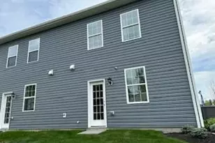 37 Cambridge Ct, Gettysburg, PA 17325 - Photo 2