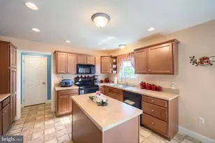 137 Kimberly Ln, New Oxford, PA 17350 - Photo 16