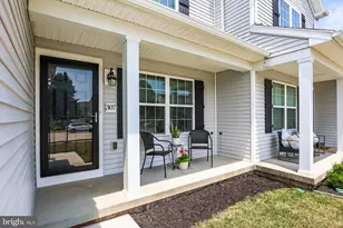 307 Maple Dr, Hanover, PA 17331 - Photo 4