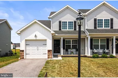307 Maple Drive, Hanover, PA 17331 - Photo 2