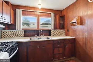 374 Maple Ave, Hanover, PA 17331 - Photo 24
