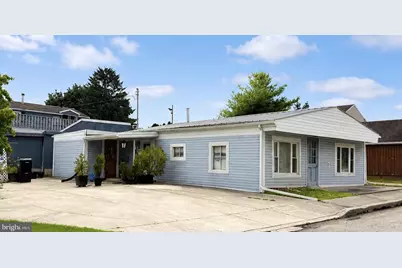 374 Maple Avenue, Hanover, PA 17331 - Photo 2